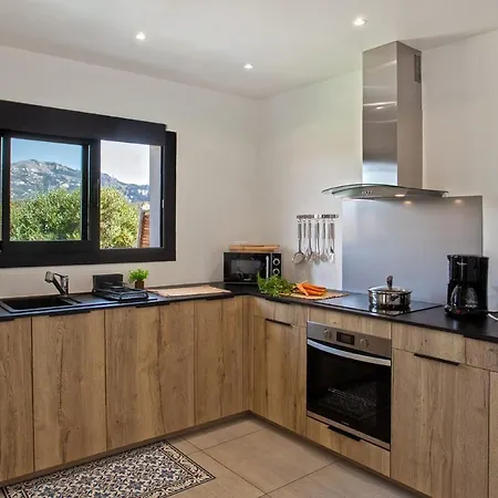 Appartement Levante Au Calme Piscine Chauffée Partagée Et Bbq *