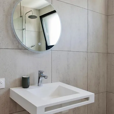 Levante Shared Swimming Pool Bbq