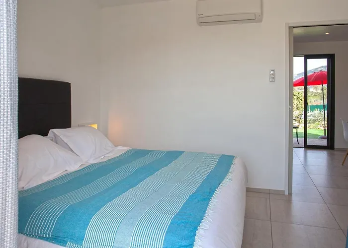Apartment Levante Shared Swimming Pool Bbq Calenzana